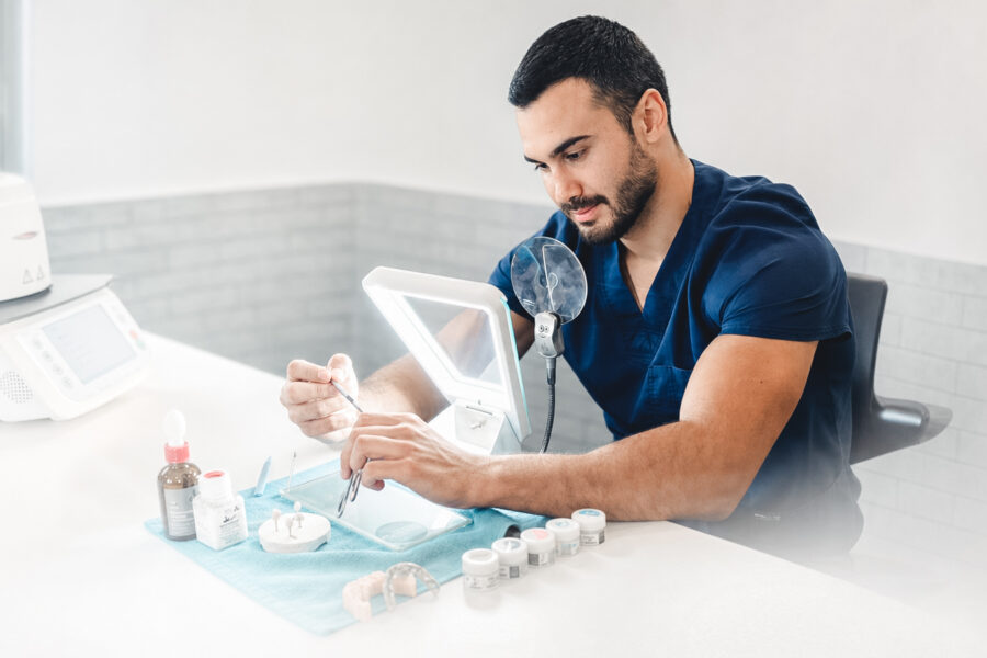 Digitalna dentalna laboratorija MEJ